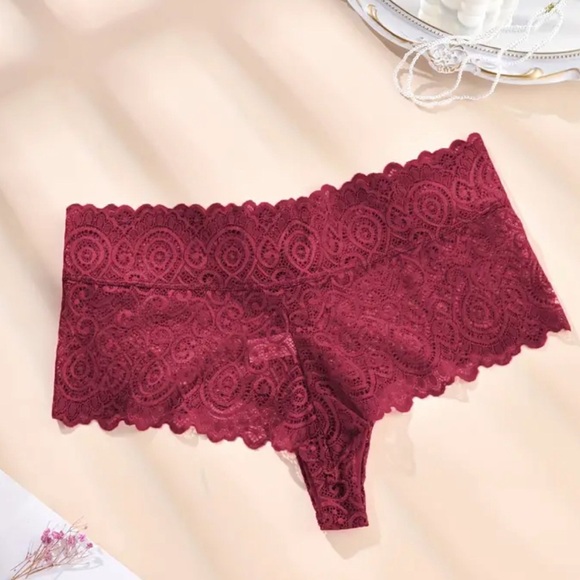 2 Pc Floral Lace Panties Set - Picture 4 of 4